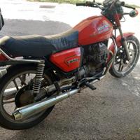 Moto Guzzi V 35 - 1982