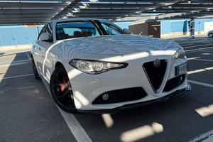 Alfa Romeo Giulia 150cv AT8 2017