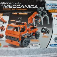 Laboratorio di meccanica Camion da trasporto