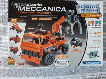 Laboratorio di meccanica Camion da trasporto