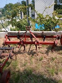 Attrezzatura agricola varia