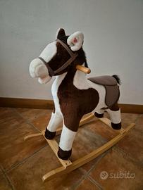 Cavallo a dondolo