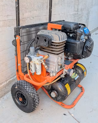 motocompressore  raccolta olive 