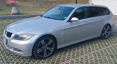 Bmw 330 XT Touring 4X4