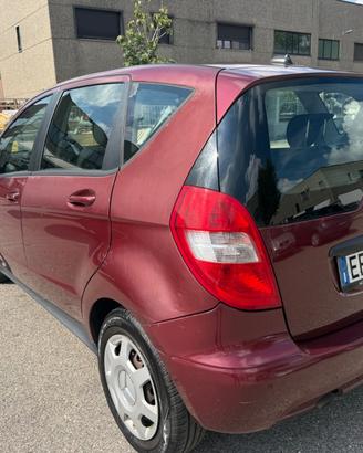 MERCEDES A180 CDI 80KW 6MARCE CONSUMI BASSI