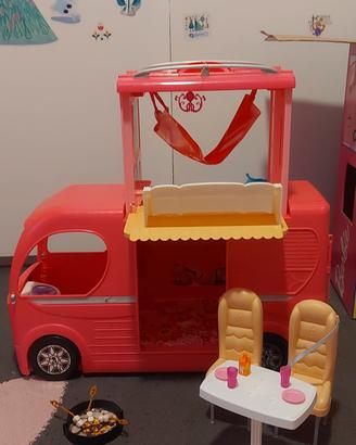 Barbie camper
