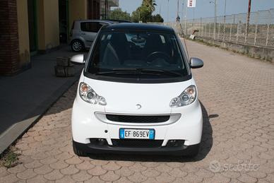 Smart ForTwo 1000 52 kW coupé passion