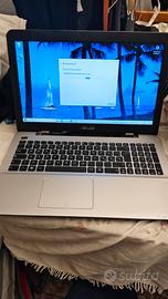 Notebook Asus F555D
