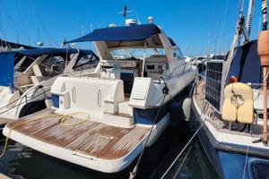Imbarcazione Sealine 365 Sportbridge