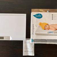 Bilancia digitale pesa neonati Nuvita