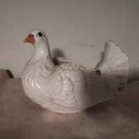 Colomba in porcellana 