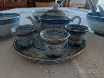 SET/SERVIZIO SAKE+3 ciotole KOBACHI+cucchiai