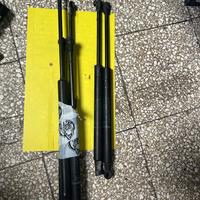 Pistoni cofano e baule Alfa Romeo 147