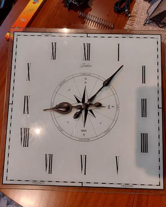 Orologio da parete Frabur, rosa dei venti