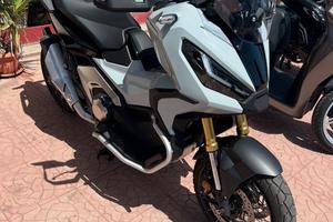 Xadv 750 2024