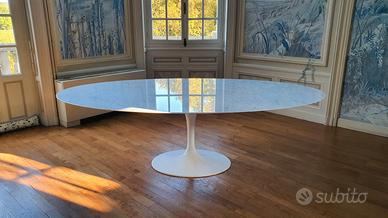 Tavolo Tulip in marmo Carrara tante misure