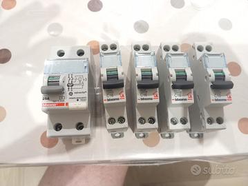 KIT BTICINO SALVAVITA E 4  INTERRUTTORI