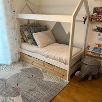 Letto doppio per bambini a forma di casetta