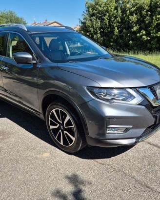 NISSAN X TRAIL 4WD ALESTIMENTO TEKNA.
