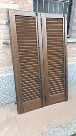 Persiana in legno a libro