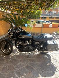 Triumph Bonneville - 2009