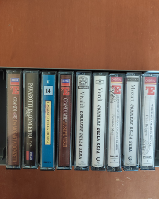 Audiocassette di musica classica e operistica