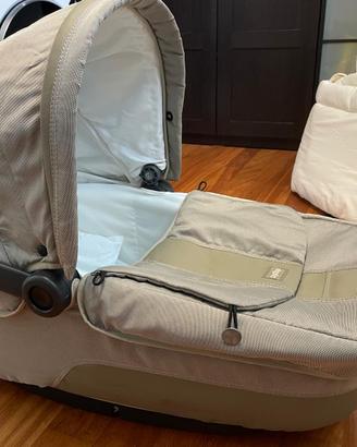 Navicella e seggiolino auto Peg-Perego