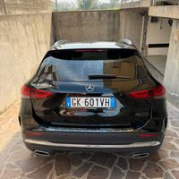 Mercedes GLA 180d premium