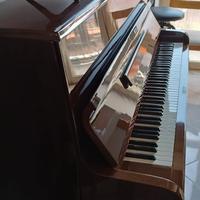 Pianoforte verticale Doina