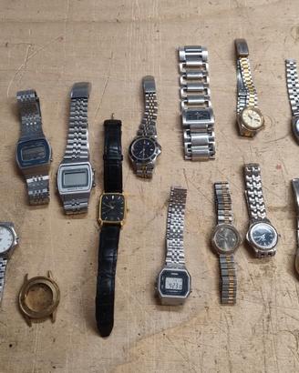 Lotto di 13 orologi al quarzo