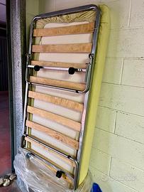 Letto completo con gambe pieghevoli