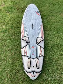 Tavola Windsurf F2 full carbon 95 litri