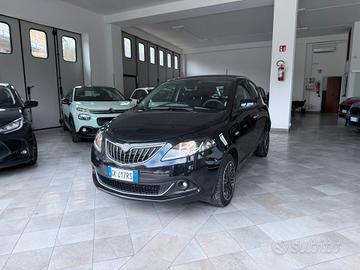 Lancia Ypsilon 1.0 FireFly 5 porte S&S Hybrid Ecoc