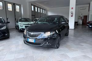 Lancia Ypsilon 1.0 FireFly 5 porte S&S Hybrid Ecoc