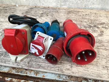 Prese industriali. 220- 380