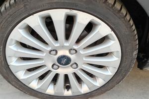 cerchi in lega Ford fiesta 16 