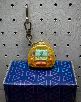 Tamagotchi Giga pet cat by gig