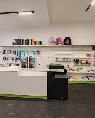 Arredamento cartoleria / edicola