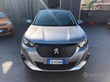 Peugeot 2008 BlueHDi 100 S&S Allure navi pack