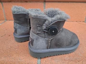 UGG grigio  bimba n.23.5