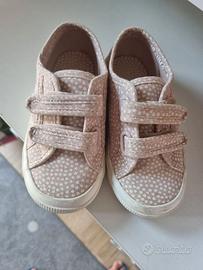 SUPERGA BIMBA NUMERO 27