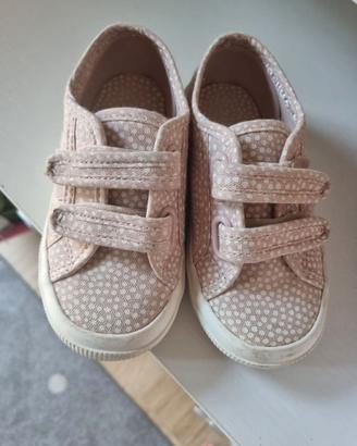 SUPERGA BIMBA NUMERO 27