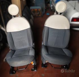 Interno fiat 500 anno 2008