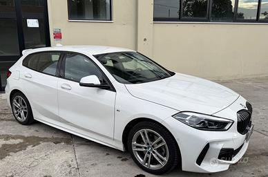 Bmw 118 118d 5p. Msport