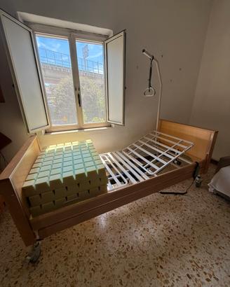 Letto Sanitario Motorizzato Professionale