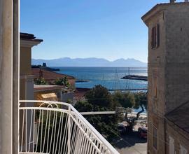 Settembre sul lungomare di Marina di Camerota