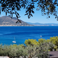 Bungalow con roulotte