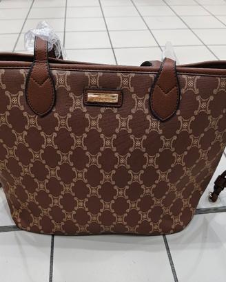 Borsa a spalla da donna marrone
