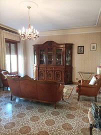 Appartamento di 145 m² con 4 locali e box auto dop