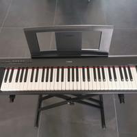 tastiera Yamaha Piaggero NP-12B